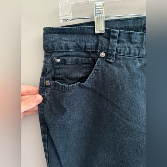 Bandolino Womens Jeans SZ 12 Blue Denim Samantha Style Midrise Straight Pocket - Picture 4 of 10